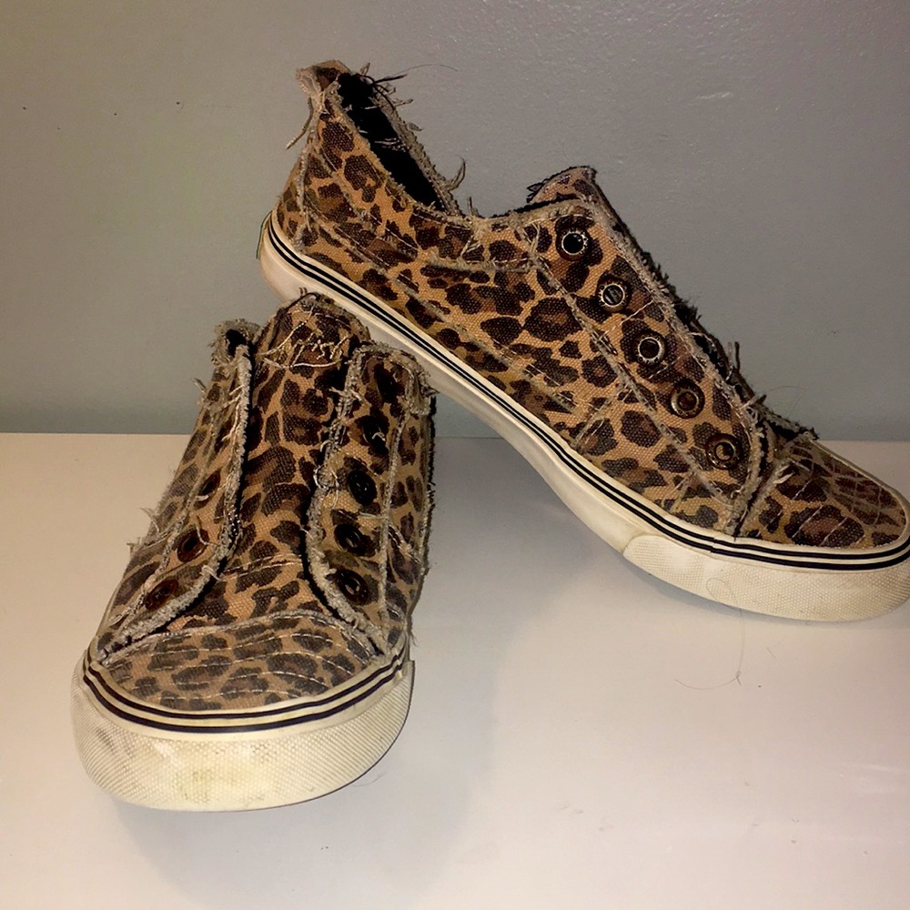 Women’s blowfish shoes